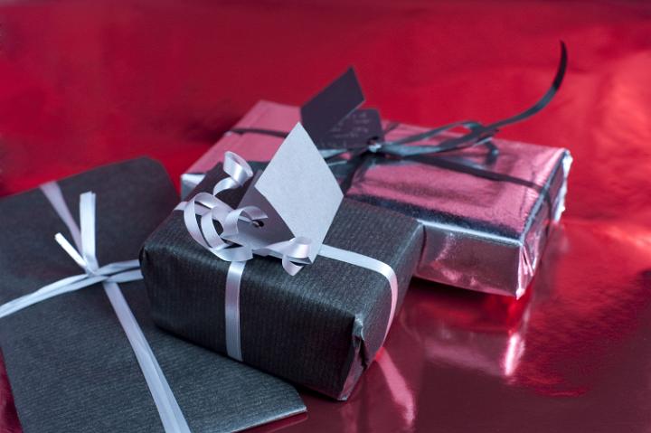 wrapped_presents